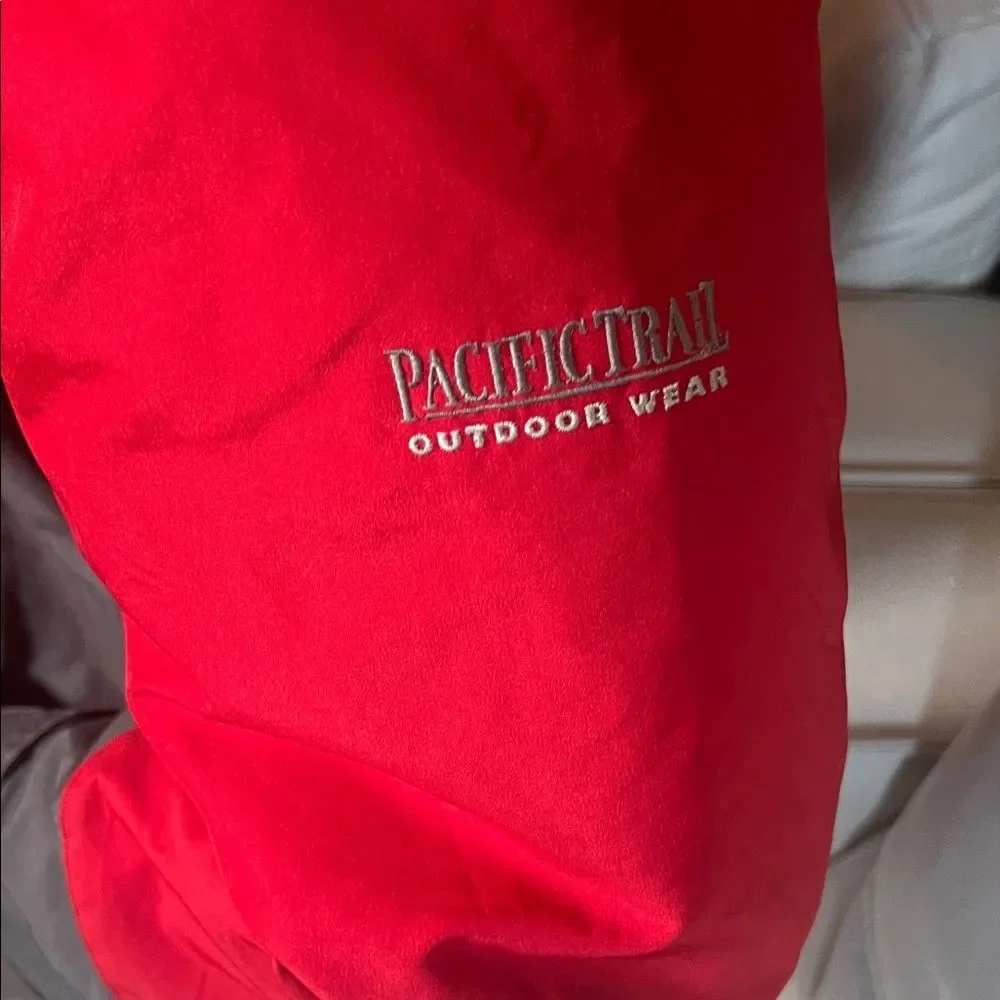 Pacific Trail Men’s Red & Gray Ski Jacket Size Medium